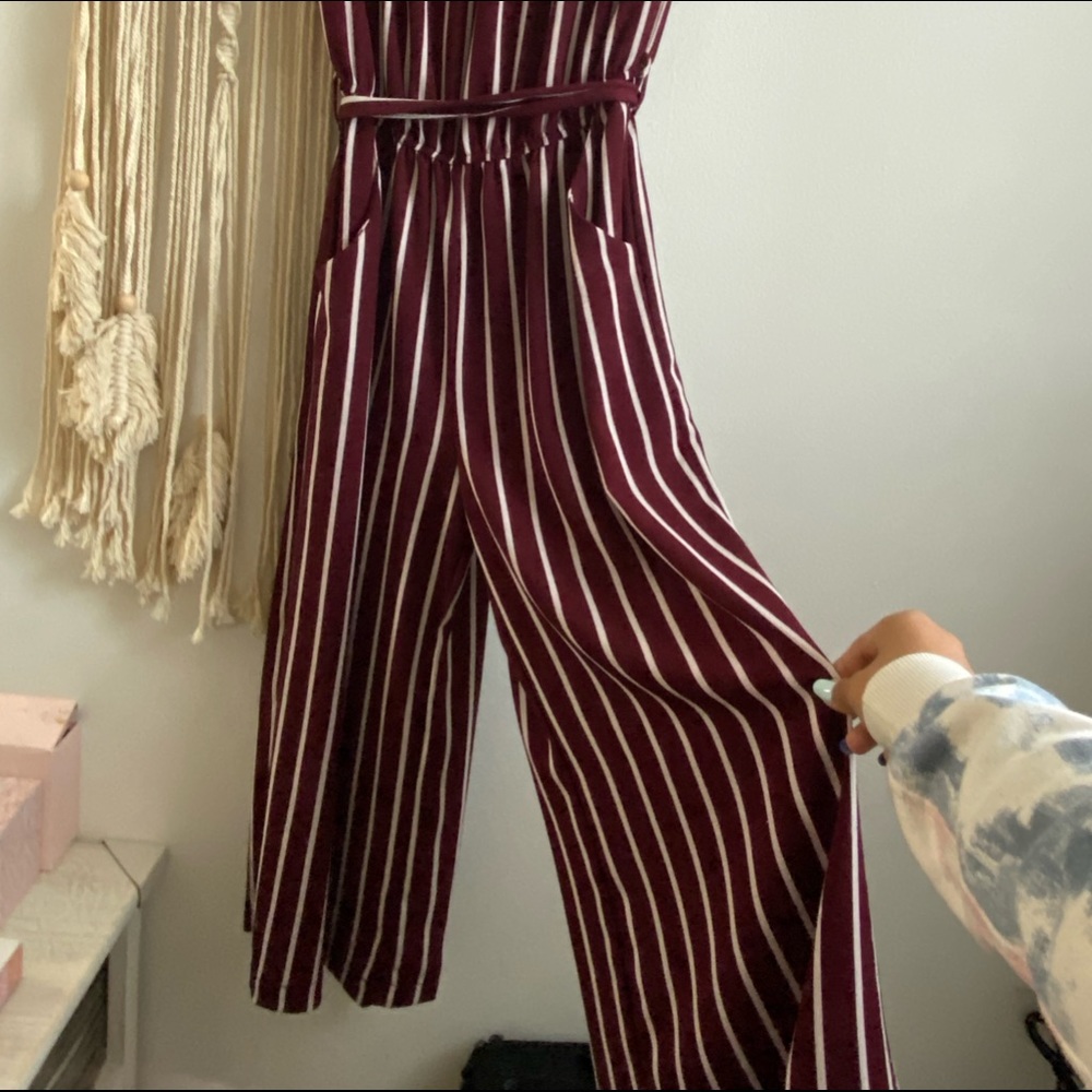 jumpsuit - Picture 2 of 5